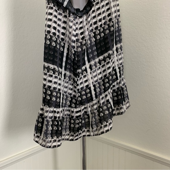 Thakoon Semi Sheer Short Sleeve Geometric Ruffle Hem Top XL Black White Gray - Picture 6 of 13